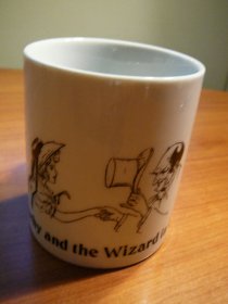 Wizard of oz cup -Dorothy and the Wizard of OZ - $10.0000
