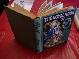 Royal book of Oz. Pre 1935 printing, 12 color plates (c.1921) . Sold 11/18/2014 - $110.0000