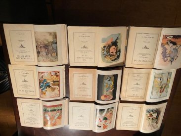 Complete set of 14 Frank Baum Oz books with color plates. Each books is 85+years  or older