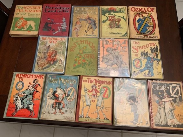 Wonderful wizard of Oz set of first editions - GOOD condition