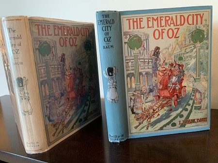 The_Emerald_City_of_Oz_first_edition_book
