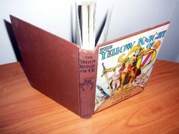 Yellow Knight of Oz. Post 1935 edition without color plates (c.1930) - $40.0000
