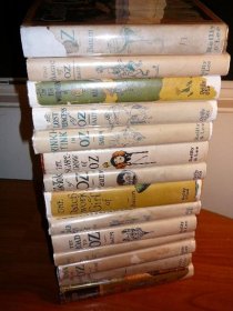 Complete set of 14 Frank Baum Oz books in original dust jackets. Post 1935 printing - $2000.0000