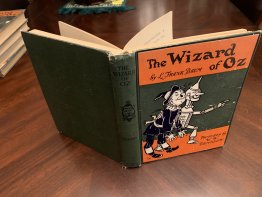 Wizard of Oz, Bobbs Merrilll, 5th edition, 1st state. 16 color plates - $400.0000