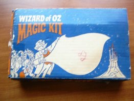Vintage 1967 Wizard Of Oz Magic Tricks Kit RARE