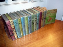 Complete set of 1st edition Frank Baum Oz books - $0.0000