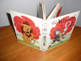 The Wizard of Oz  - Reilly & Lee - White cover edition (Tall) - $25.0000