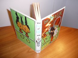 Magic of Oz, Reilly & Lee - White cover edition (Short) - $60.0000