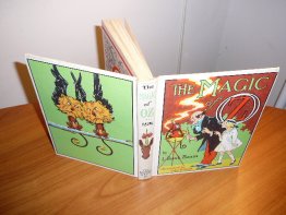 Magic of Oz, Reilly & Lee - White cover edition (Short) - $30.0000
