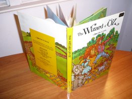 Wizard of Oz pop-up book ( post 1960s edition) - $20.0000