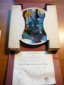 Wicked Witch of the West collectible plate by Knowles CO with certificate of authenticity in original box. store in the box from 1970s. Sold 5/21/2010 - $30.0000
