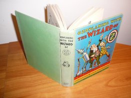 Ozoplaning with the wizard of Oz. 1st edition, later printing (c.1939). Sold 3-11-2019 - $150.0000