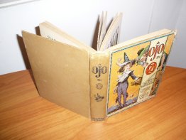 Ojo in Oz. 1st edition, 1st state  with 12 color plates (c.1933). Sold 1/7/2011 - $75.0000