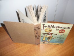 Jack Pumpkinhead of Oz. post 1935 edition (c.1929) . SOld 2/4/2012 - $35.0000