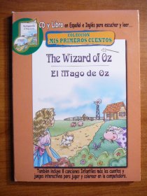 Wizard of Oz. Small softcover ( hardcover case with CD) in spanish - english language  - $15.0000