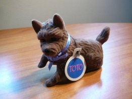 Toto. Hamilton Gifts. Around 4 inches long and 3 inches tall. - $15.0000