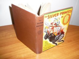Silver Princess in Oz. Later edition (c.1938). Sold 4/16/12 - $40.0000