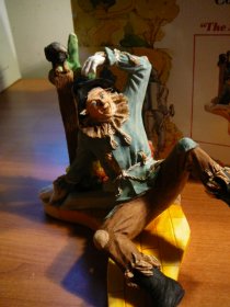 Scarecrow -  Wizard of Oz figurine new in the box (1989) - $50.0000