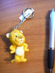 Wizard of Oz key chain - Cowardly Lion from MGM Grand. Sold 3/31/13 - $7.0000