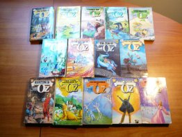 Del Ray set of 14  Frank Baum Oz books from late 1980s. Sold 10/26/2011 - $110.0000