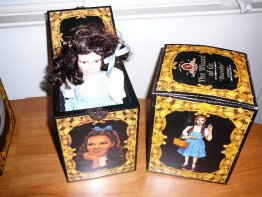 WIZARD OF OZ DOROTHY MUSICAL JACK-IN-THE BOX  50th Anniversary Music  Box. Sold 2/6/2013 - $150.0000