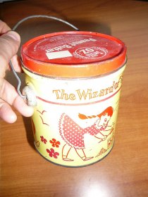 WIZARD OF OZ PEANUT BUTTER TIN WITH HANDLE from 1950s. - $60.0000