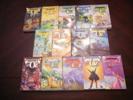 Del Rey set of 14  Frank Baum Oz books from late 1980s.  - $150.0000